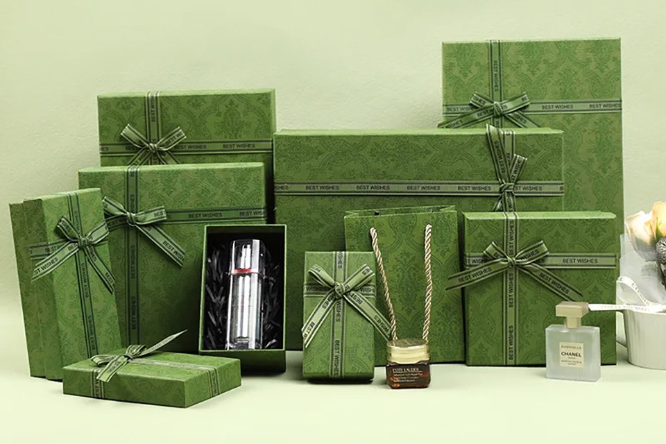 Cosmetic Packaging 2